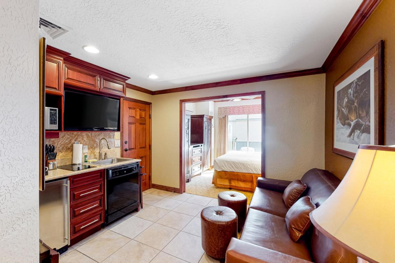 Westgate Charm Vila Park City Exterior foto